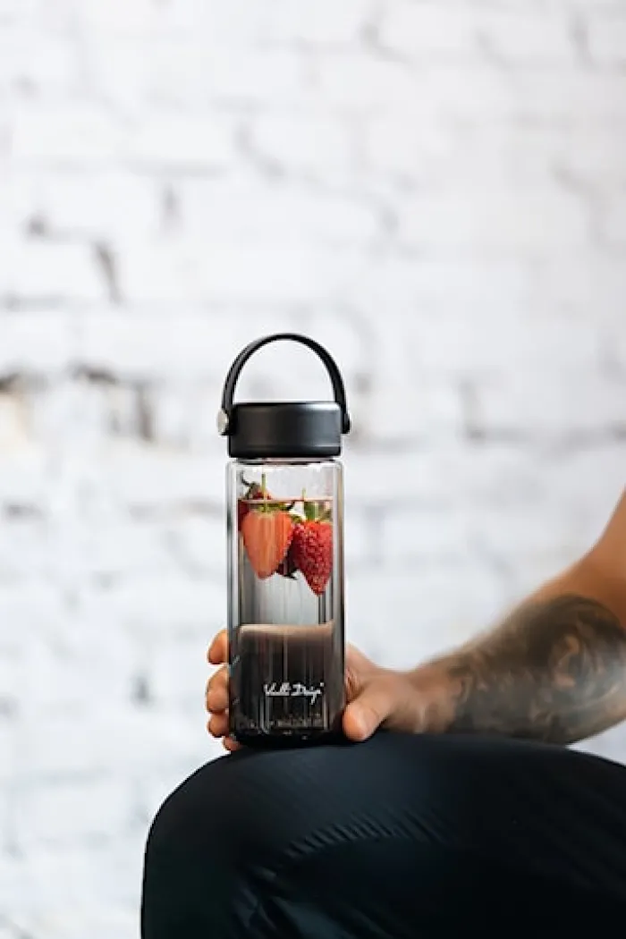 Butelka z zaparzaczem Fuori 350 ml czarna
