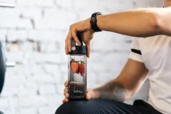 Butelka z zaparzaczem Fuori 350 ml czarna