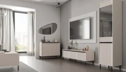 Komoda dwudrzwiowa Osaka z ryflowanymi frontami 100 cm beż piaskowy na czarnych nogach
