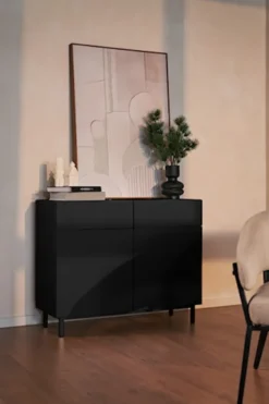 Komoda dwudrzwiowa Veldio New z frezowanym frontem i dwiema szufladami 100 cm czarna