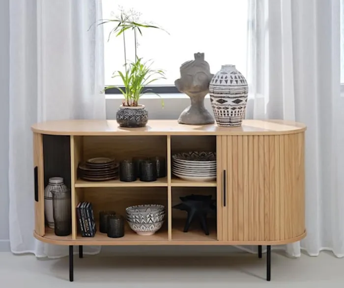 Komoda Gativel 140x76 cm lamele dąb naturalny