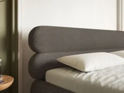 Łóżko tapicerowane 180x200 cm Roule Cord z pojemnikiem stelaż metalowy szare sztruks nóżki czarne