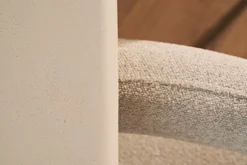 Krzesło tapicerowane do jadalni Pragess beżowe boucle/dąb naturalny