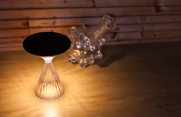 Lampa ogrodowa Miyi LED solarna czarna