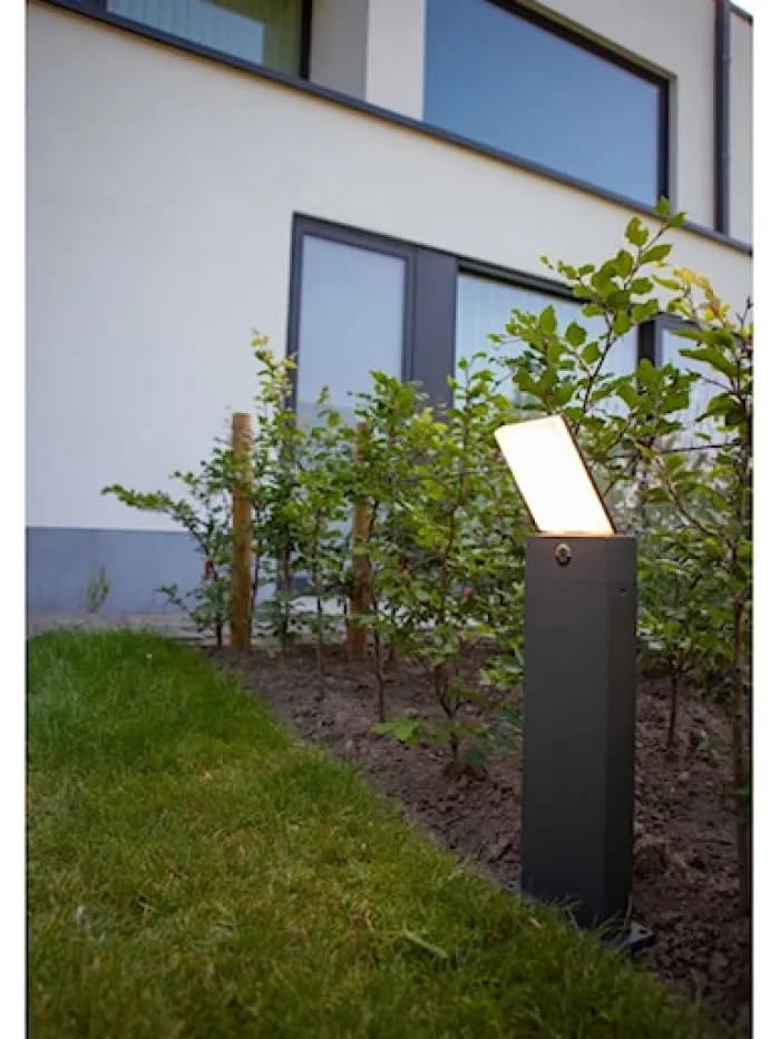 Lampa ogrodowa Pano LED antracytowa
