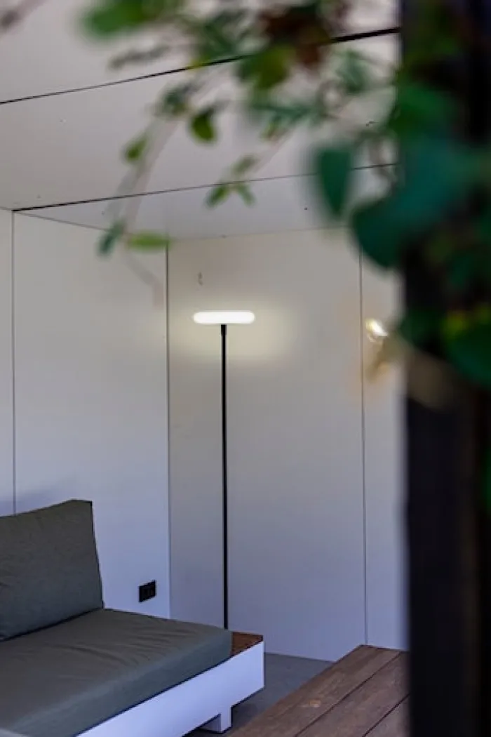 Lampa ogrodowa Pops LED solarna 173 cm czarna