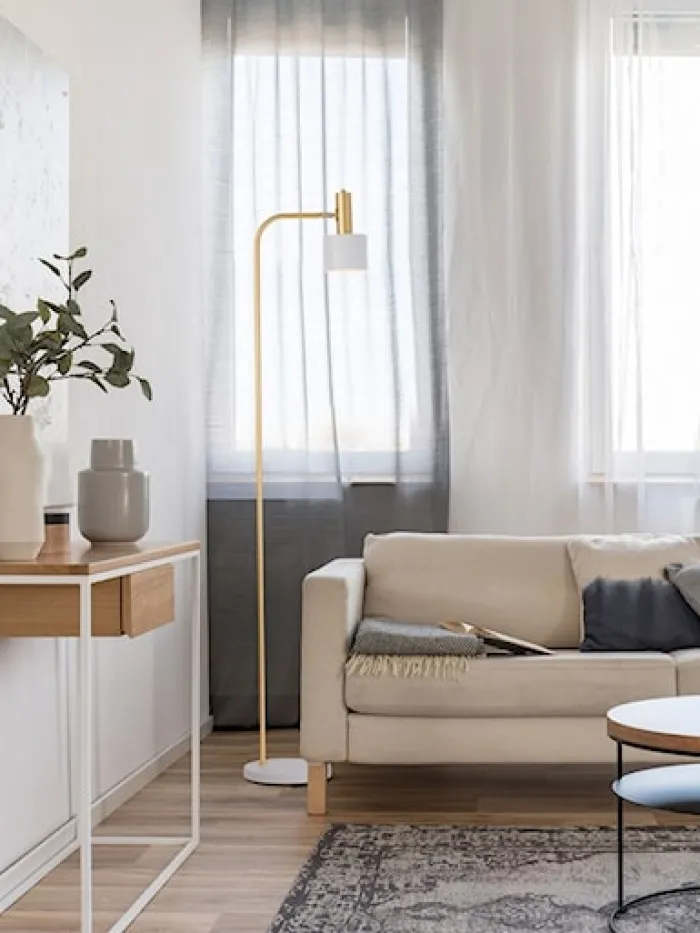 Lampa podłogowa Chilley biało-złota