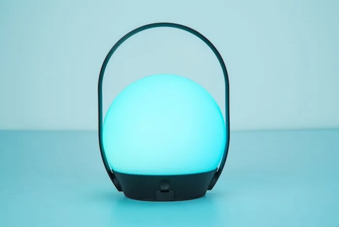 Lampa zewnętrzna Cardi LED czarno-biała