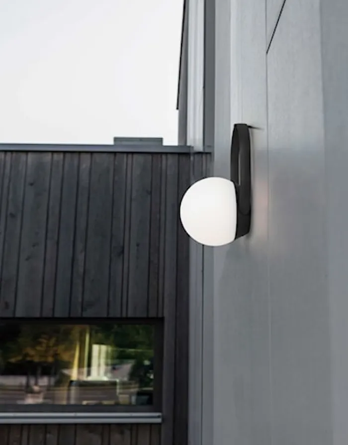 Lampa zewnętrzna Cardi LED czarno-biała