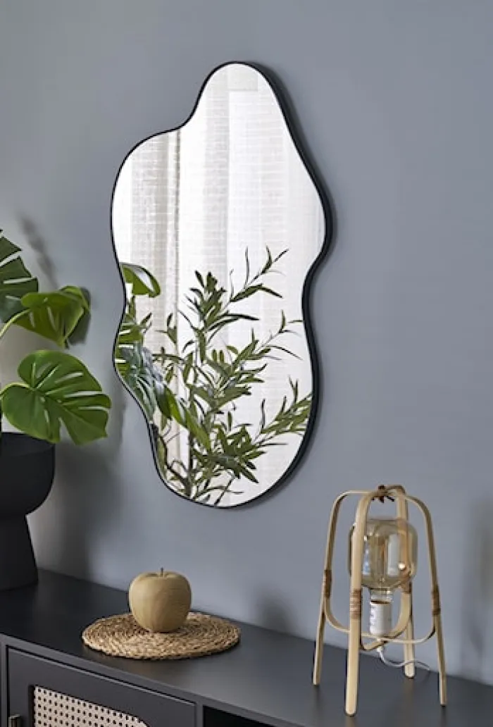 Lustro ścienne Essent 90x56 cm w czarnej ramie