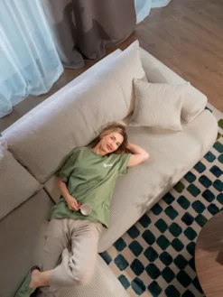 Narożnik z funkcją spania Ovo Cord L-kształtny lewostronny z pojemnikiem jasnobeżowy sztruks