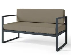 Sofa ogrodowa dwuosobowa Dywilly w tkaninie hydrofobowejjasnobr膮zowa/ czarny stela偶