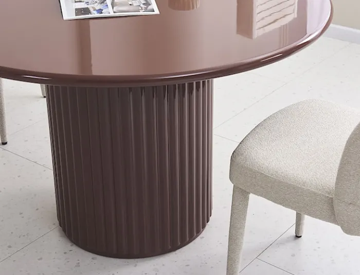 Stół okrągły do jadalni Prinise 120 cm bordowy wysoki połysk