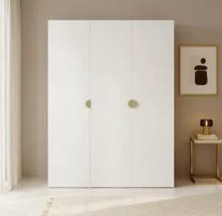 Szafa trzydrzwiowa Moonir z drążkiem i półkami 150 cm Biała
