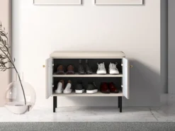 Szafka na buty Caletto 68 cm z siedziskiem ozdobne lamele beżowa