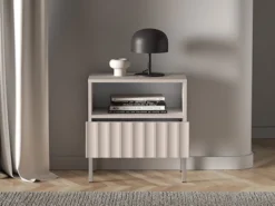 Szafka nocna Derriva z ryflowanymi frontami 50 cm kaszmir