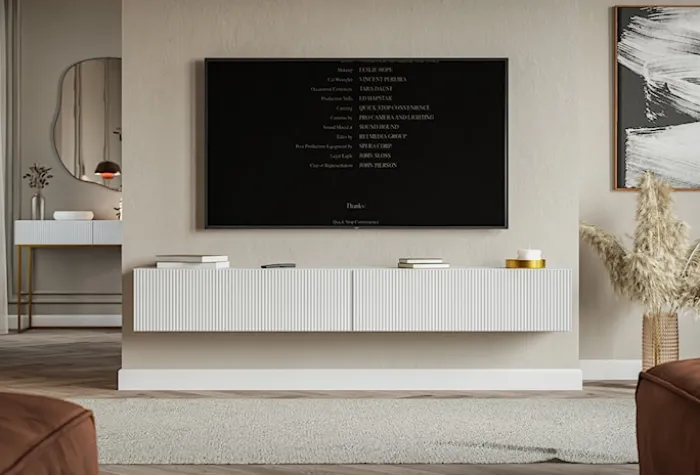 Szafka RTV dwudrzwiowa Veldio wisząca z ryflowanym frontem 200 cm biała