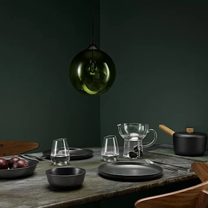 Talerz Nordic Kitchen z kamionki czarny 17x17 cm